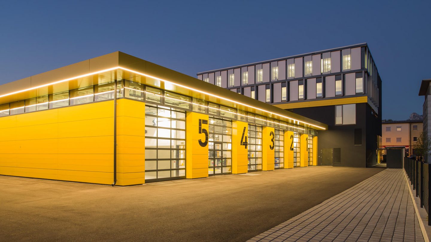 architektur einfacher büroraum objektbild wir wollen eine architektur zum wohlfühlen schaffen wenn notwendig aber auch die herausfordert anregt motiviert befreit oder snp schrattenecker neureiter und partner zt gmbh architektur einfacher büroraum objektbild wir wollen eine architektur zum wohlfühlen schaffen wenn notwendig aber auch die herausfordert anregt motiviert befreit oder snp schrattenecker neureiter und partner zt gmbh